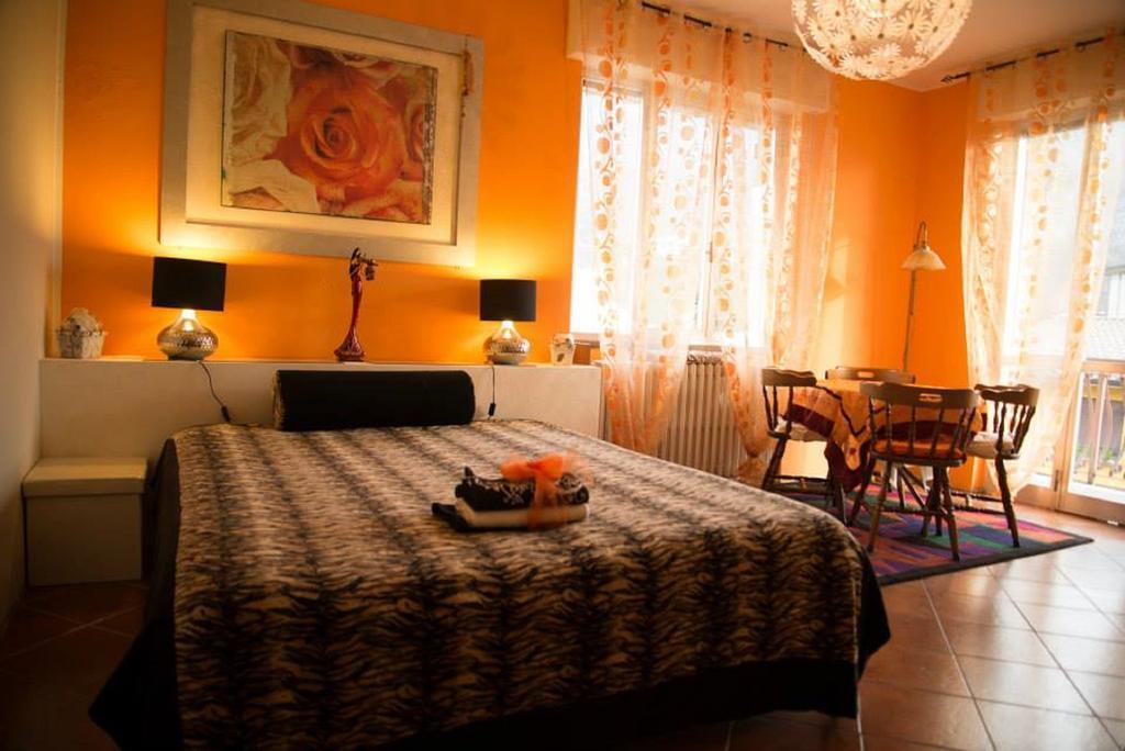 B&B Il Giardino Delle Fate Lecco Rum bild