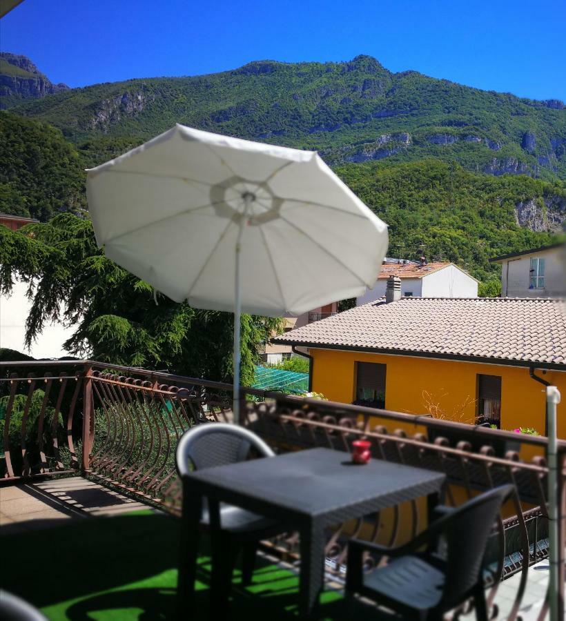 B&B Il Giardino Delle Fate Lecco Exteriör bild